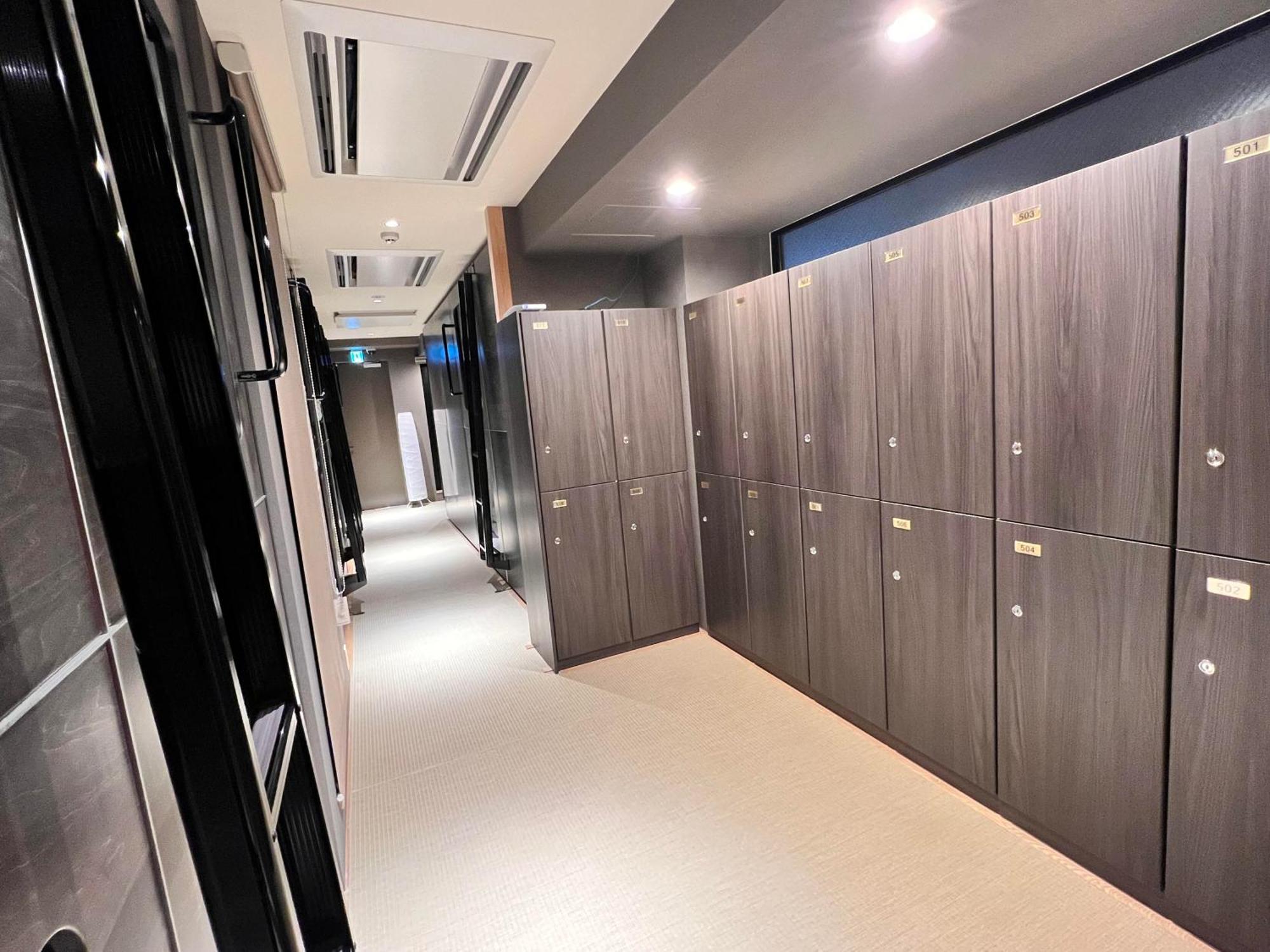 Capsule Hotel Suzumoriya Токио Экстерьер фото